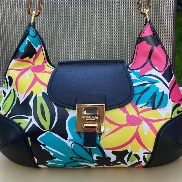 Michael Kors Collection Bancroft Medium Floral Calf Leather Shoulder Bag - Picture 8 of 12